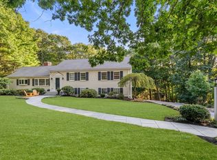 71 Maugus Ave, Wellesley, MA 02481