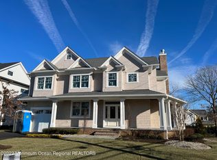 61 Center St, Rumson, NJ 07760