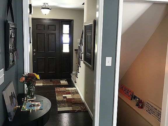 Entry way fron kitchen.