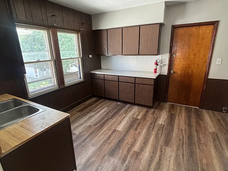 3921 Henritze Ave #2 — Photo 5