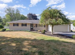 1515 Ayrault Rd, Fairport, NY 14450