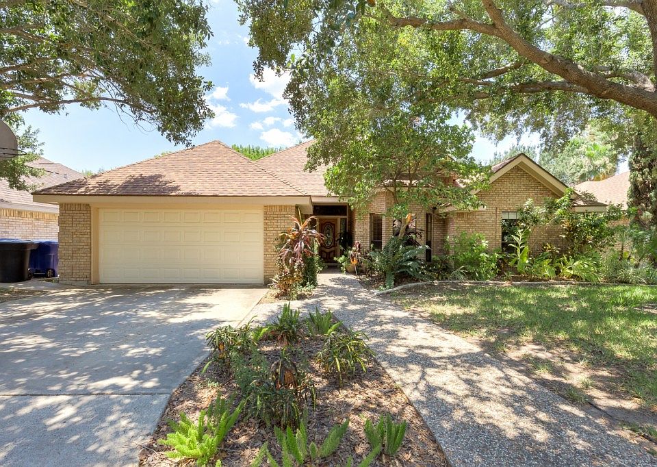 1st image of 329 Kiwi St