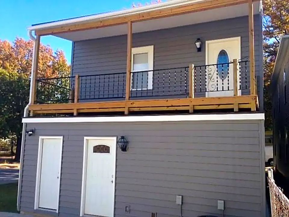 1st image of 532 Forest Ave APT 1