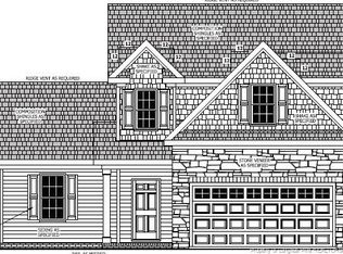 41 Raintree Ln, Spring Lake, NC 28390