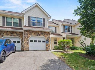 118 Salem Rd, North Brunswick, NJ 08902