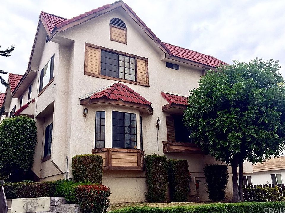 1st image of 423 Pomelo Ave APT A