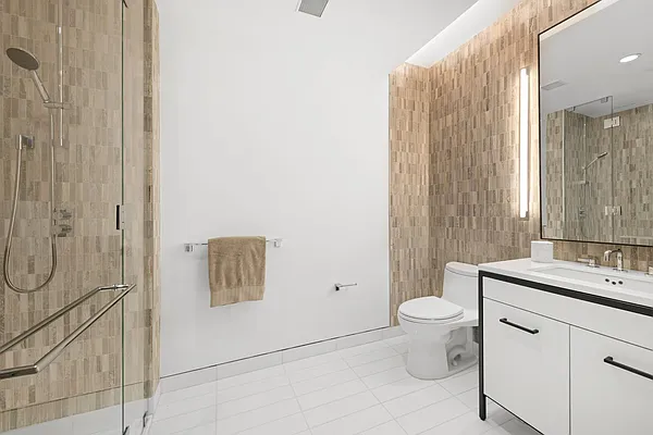 Rented by Compass | media 27