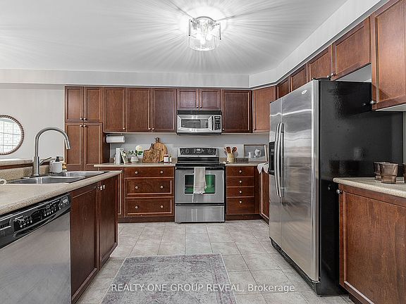 4th image of 528 Luple Ave