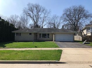 190 May Ave, Glen Ellyn, IL 60137