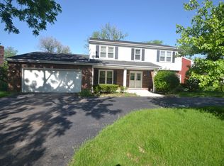 3672 Downers Dr, Downers Grove, IL 60515