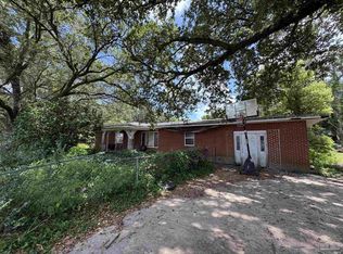 4840 W Spencer Field Rd, Pace, FL 32571