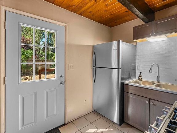 4th image of 624 Elysian Blvd