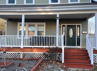 34 Winnett St, Hamden, CT 06517
