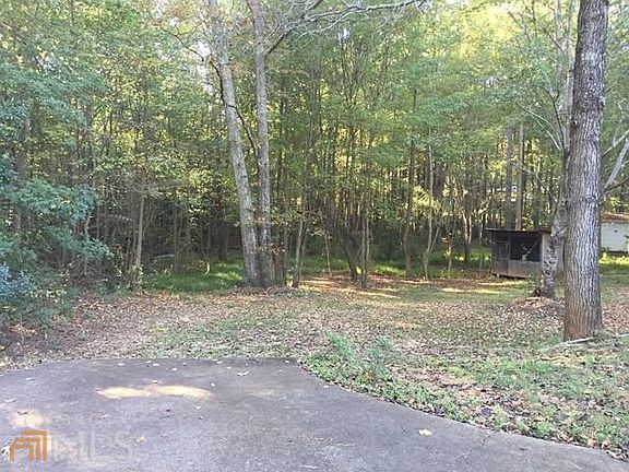 3rd image of 4885 Mockingbird Ln