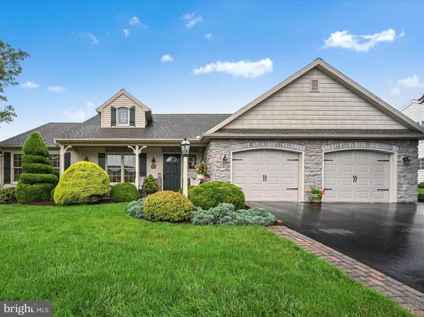 991 Cambridge Dr, Manheim, PA 17545