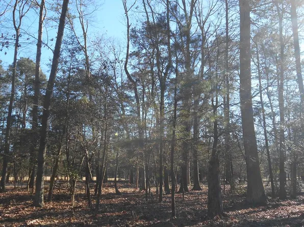 205 Signature Ln, Cape Charles, VA 23310