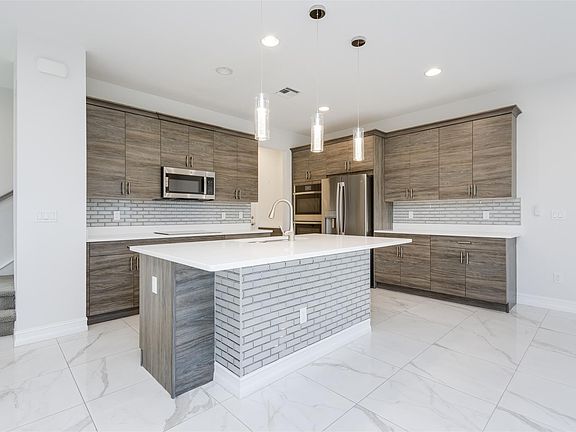 4th image of 10124 Brickhill Drive #10124
