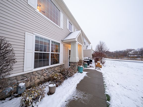 2nd image of 19530 Blue Jay Ct