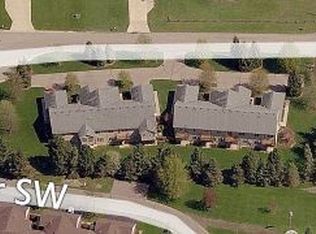 846 Amber Ridge Dr SW, Byron Center, MI 49315