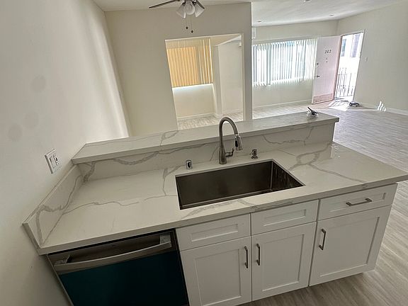 5th image of 1530 E Broadway #202