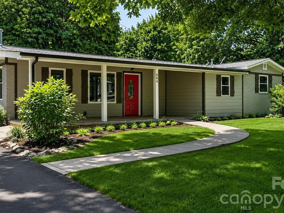 1st image of 404 Dogwood Ln