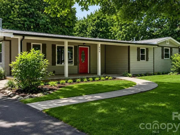 404 Dogwood Ln, Statesville, NC 28625
