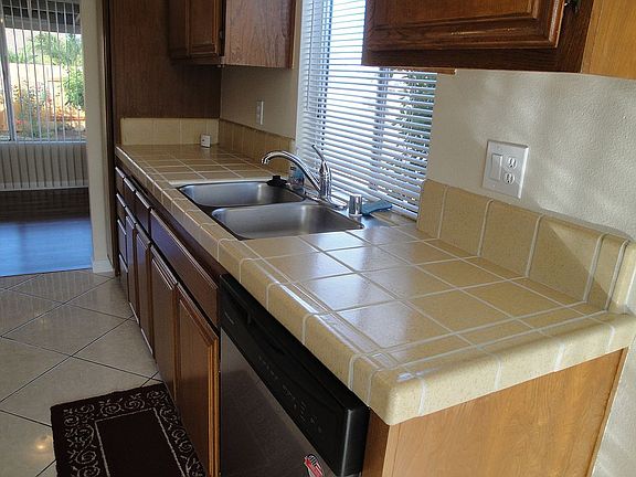 3rd image of 11192 Scannell Ct