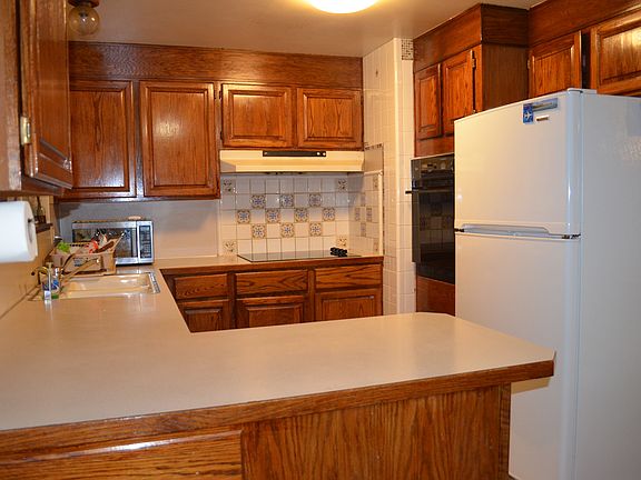 3rd image of 10812 SE 233rd Pl