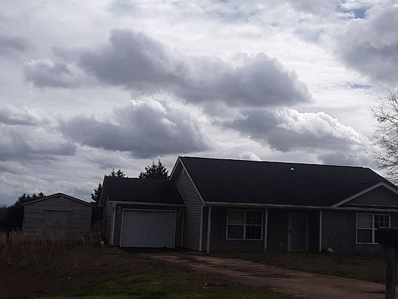 3rd image of 752 Mirabelle Ct