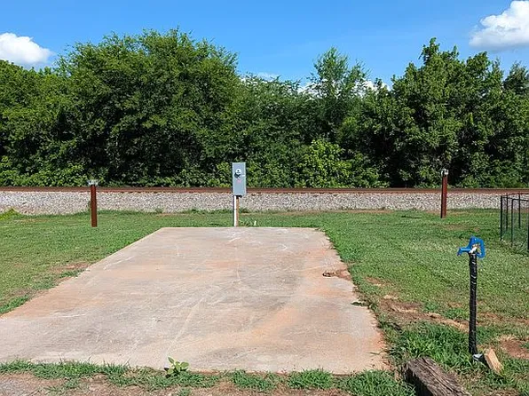 182 County Road 158, Riceville, TN 37370