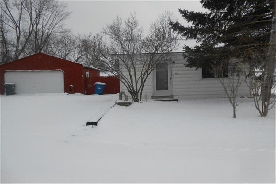 1st image of 773 Oakwood Ave