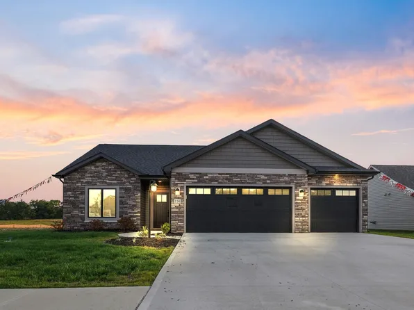 150 Wagon Wheel Dr, Warsaw, IN 46580