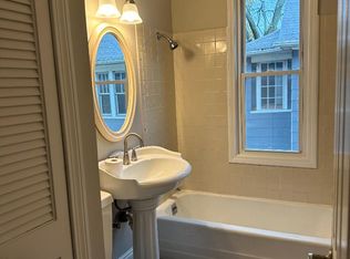 524 Armory St APT 2, Springfield, MA 01104