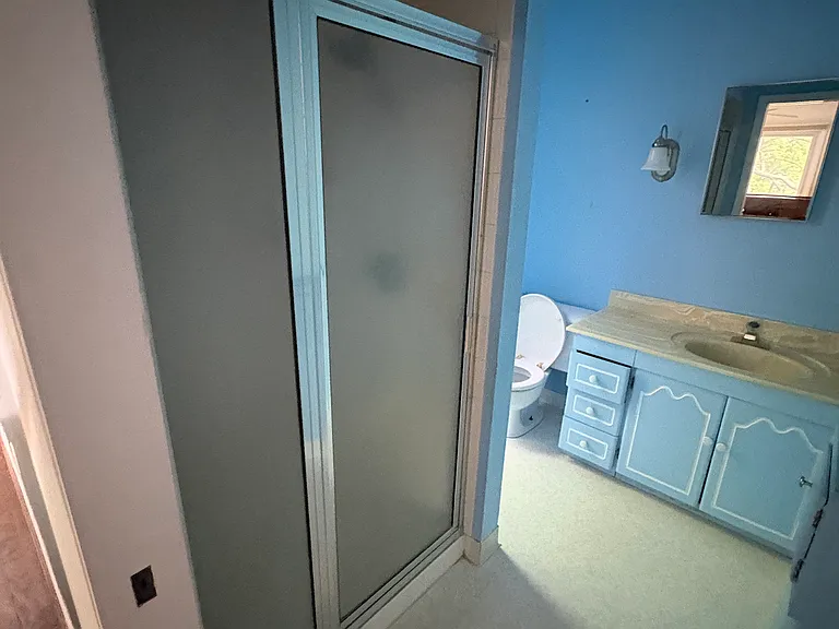 370 E Loveland Ave — Photo 10