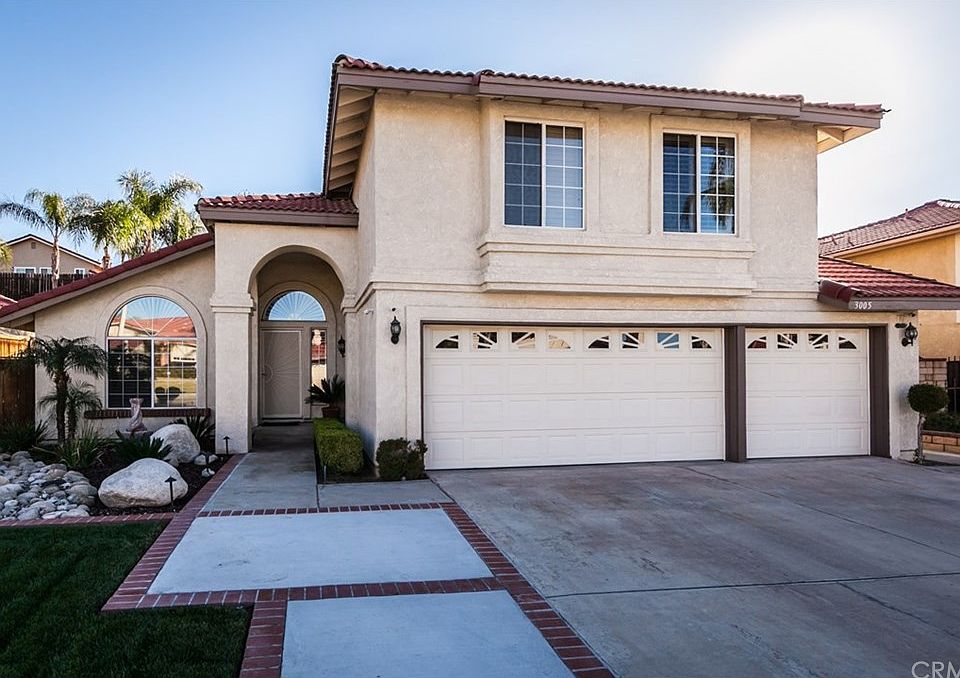1st image of 3005 N Mojave Ct