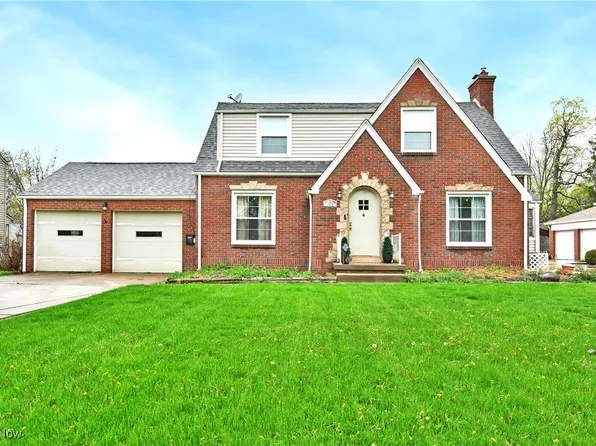 128 N Cadillac Dr, Youngstown, OH 44512