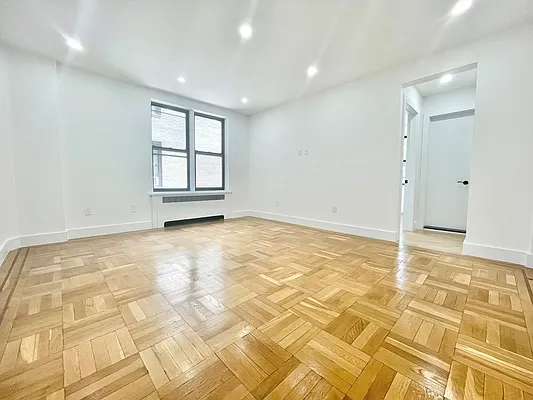 Rented by Rose Associates, Inc | media 18