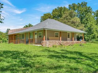 6810 SE Croco Rd, Berryton, KS 66409