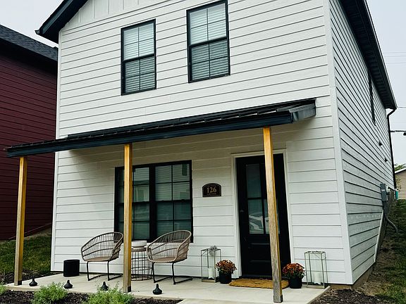 Staged unit with an identical floorplan.