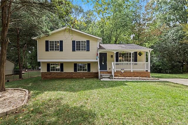 1st image of 7237 Connan Ln