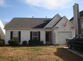 8510 Redstone View Dr, Charlotte, NC 28269