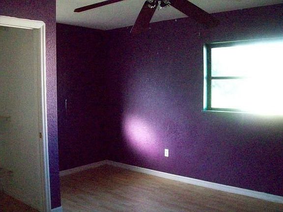 5th image of 751 Dobell Ter NW