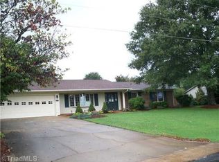 806 Matt Rd, Kernersville, NC 27284