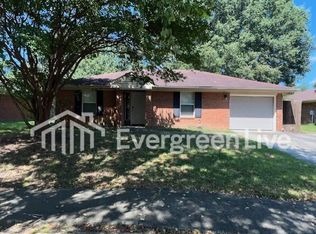 105 Celestin Ct, Raeford, NC 28376