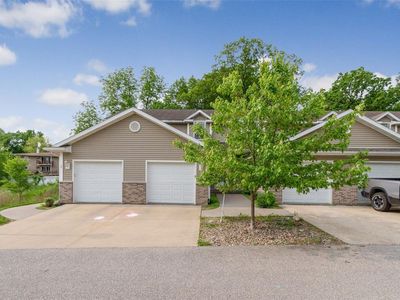 239 38th Street Dr SE APT 3, Cedar Rapids, IA, 52403