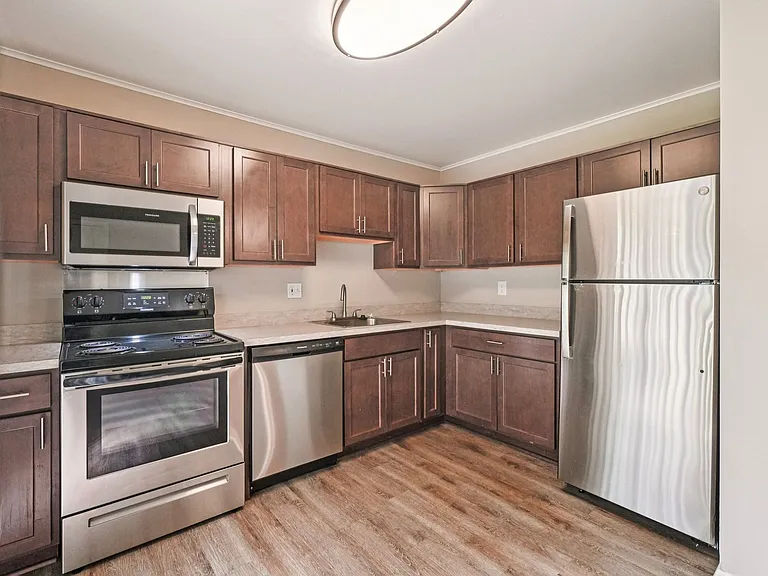 Meadowfield Townhomes — Photo 26