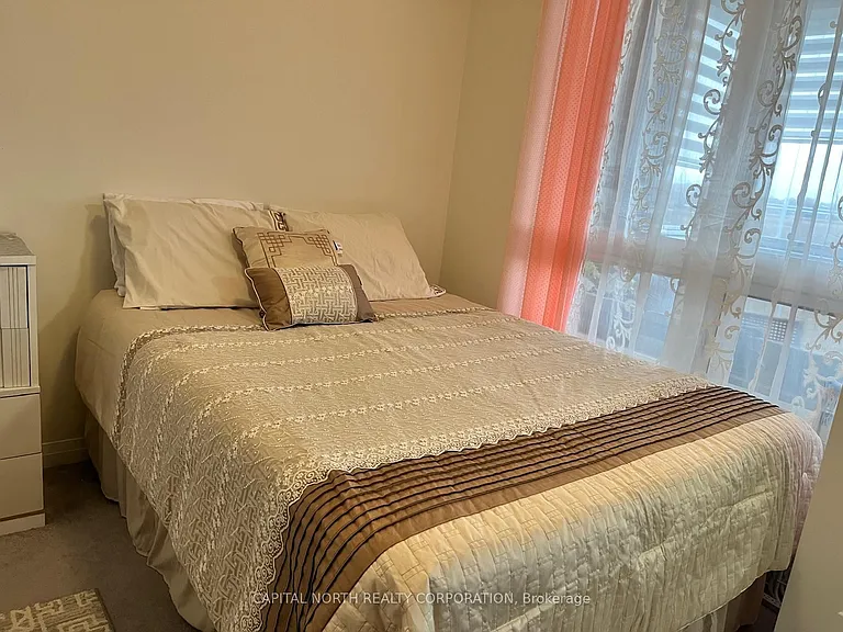 58 Adam Sellers St #311 — Photo 21