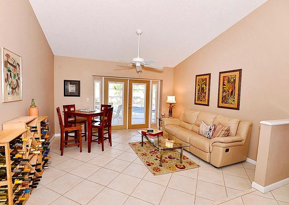 1st image of 14148 Fennsbury Dr