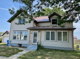 140 Center St, Utica, MN 55979