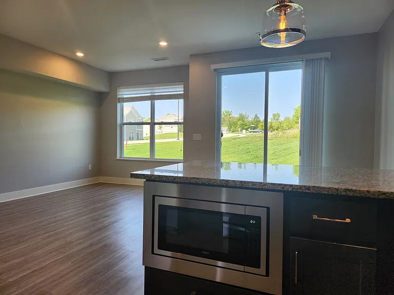 Hanover Townhomes — Photo 40
